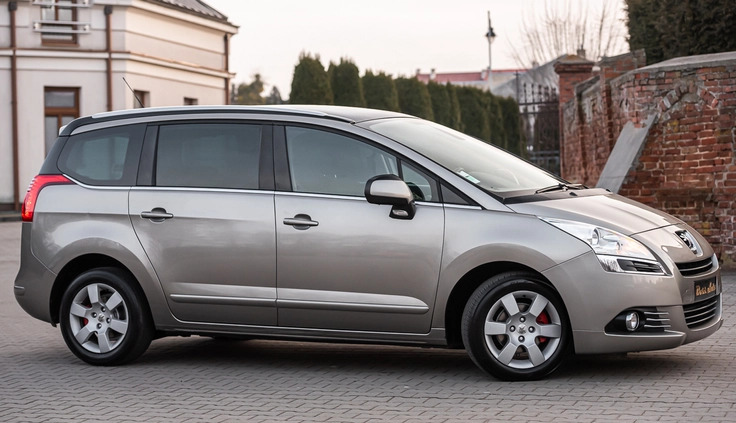 Peugeot 5008 cena 25900 przebieg: 194123, rok produkcji 2012 z Wołów małe 407